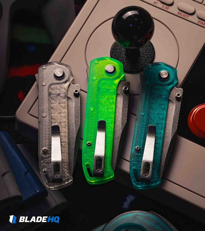 Flytanium Arcade Lite Shark-Lock Knife Blue Sky Polycarbonate (3.2" Stonewash)